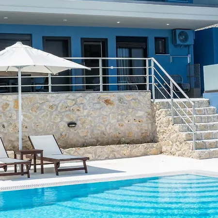Διαμέρισμα Alexa's & Elli's Swimming Pool *